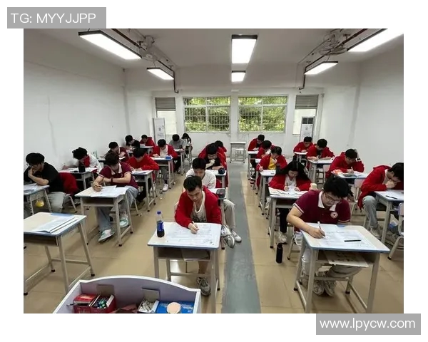 广州羽毛球队转换体系解析与羽毛球战术的深度探讨 广州羽毛球队转换体系解析与羽毛球战术的深度探讨