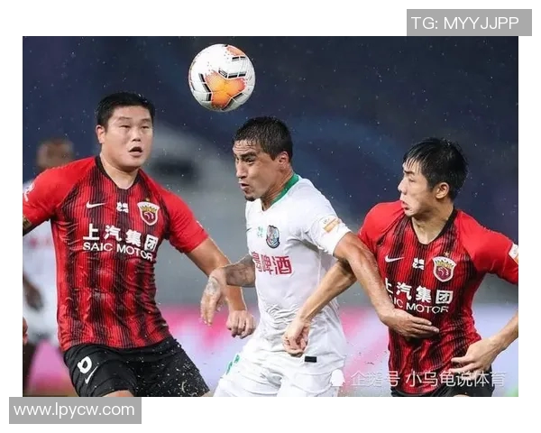 深圳足球队在全国锦标赛中以91分稳居积分榜首位展现强劲实力 深圳足球队在全国锦标赛中以91分稳居积分榜首位展现强劲实力